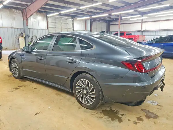 KMHL34JJ6NA050868 2022 HYUNDAI SONATA - Image 2