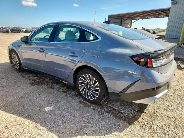 KMHL34JJ8SA104831 2025 HYUNDAI SONATA - Image 2