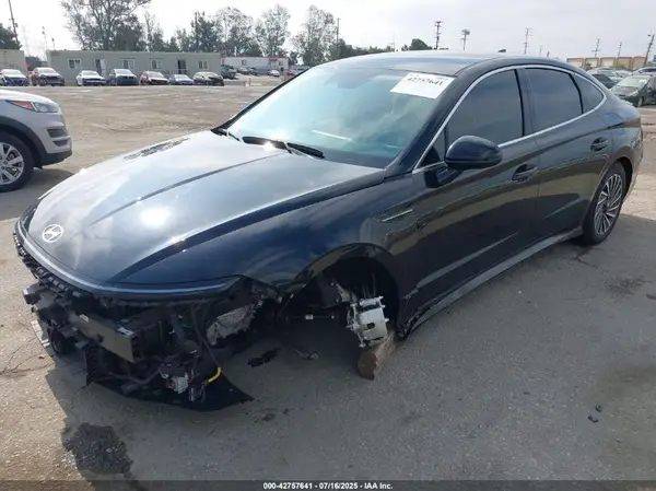 KMHL34JJ9RA096796 2024 HYUNDAI SONATA - Image 2