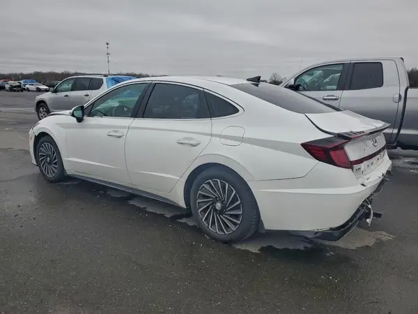 KMHL34JJXLA011889 2020 HYUNDAI SONATA - Image 2