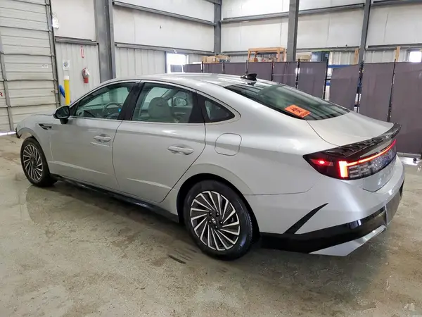 KMHL34JJXRA099187 2024 HYUNDAI SONATA - Image 2