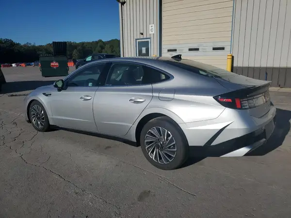 KMHL34JJXSA122201 2025 HYUNDAI SONATA - Image 2