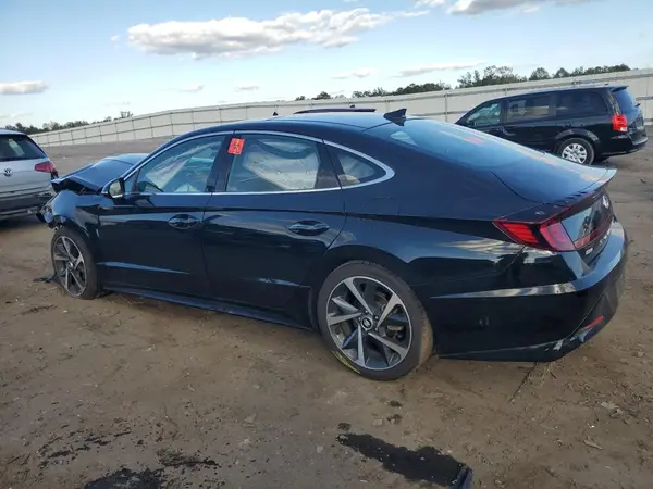 KMHL44J21NA212556 2022 HYUNDAI SONATA - Image 2