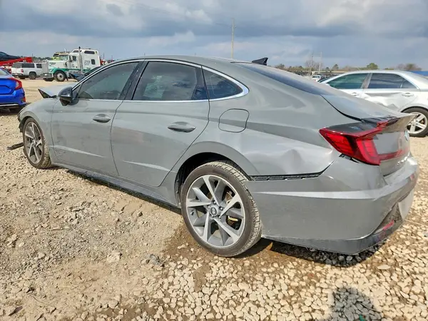 KMHL44J22NA226692 2022 HYUNDAI SONATA - Image 2