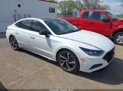 KMHL44J22NA235859 2022 HYUNDAI SONATA