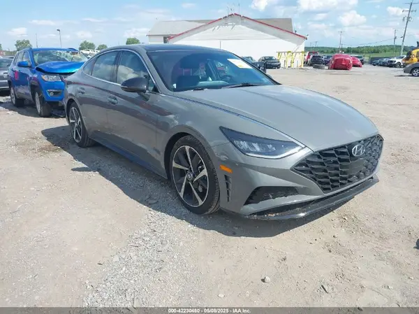 KMHL44J22PA281825 2023 HYUNDAI SONATA - Image 1