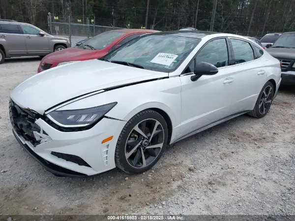 KMHL44J23PA282983 2023 HYUNDAI SONATA - Image 2
