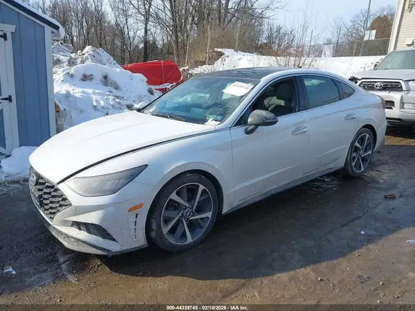 KMHL44J24NA211563 2022 HYUNDAI SONATA - Image 2
