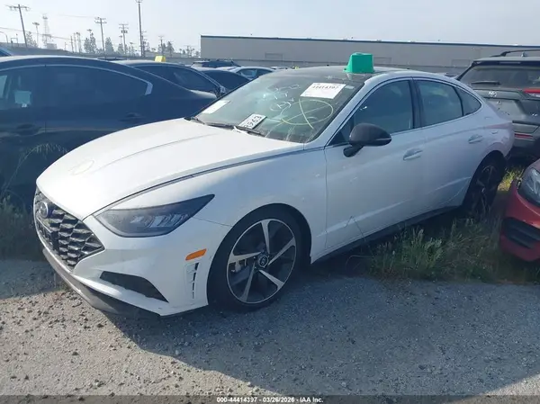 KMHL44J24NA235457 2022 HYUNDAI SONATA - Image 2
