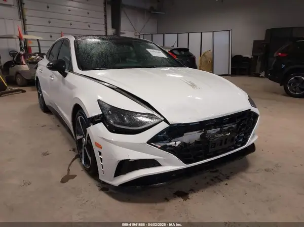 KMHL44J24PA251676 2023 HYUNDAI SONATA - Image 1