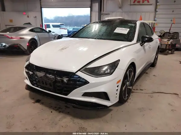 KMHL44J24PA251676 2023 HYUNDAI SONATA - Image 2