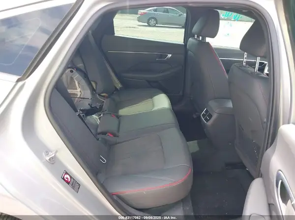KMHL44J24PA268929 2023 HYUNDAI SONATA - Image 8