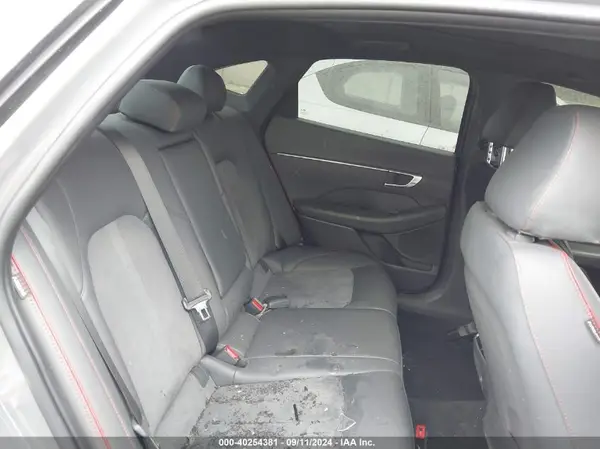 KMHL44J25NA225360 2022 HYUNDAI SONATA - Image 8