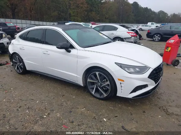 KMHL44J26NA228686 2022 HYUNDAI SONATA - Image 1