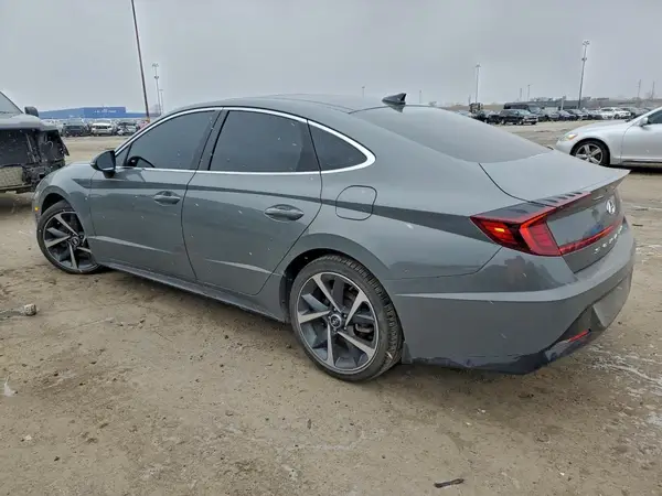 KMHL44J26NA235346 2022 HYUNDAI SONATA - Image 2