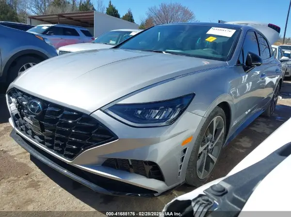 KMHL44J27PA263823 2023 HYUNDAI SONATA - Image 2