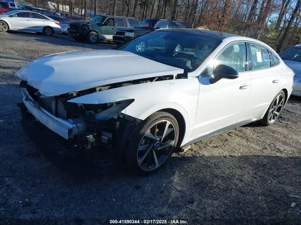 KMHL44J27PA275714 2023 HYUNDAI SONATA - Image 2
