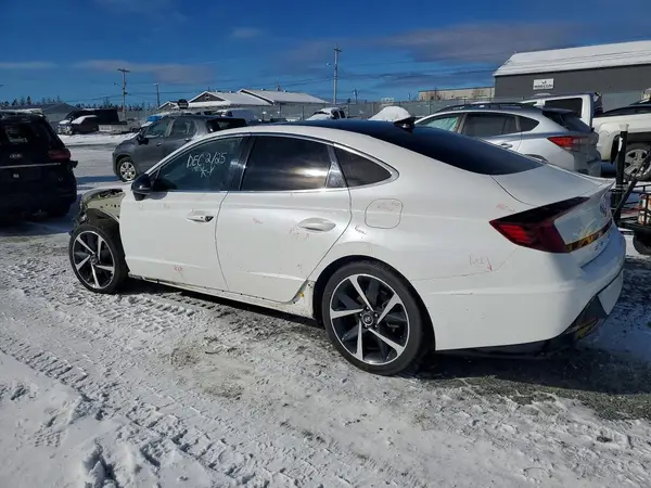 KMHL44J28NA212215 2022 HYUNDAI SONATA - Image 2