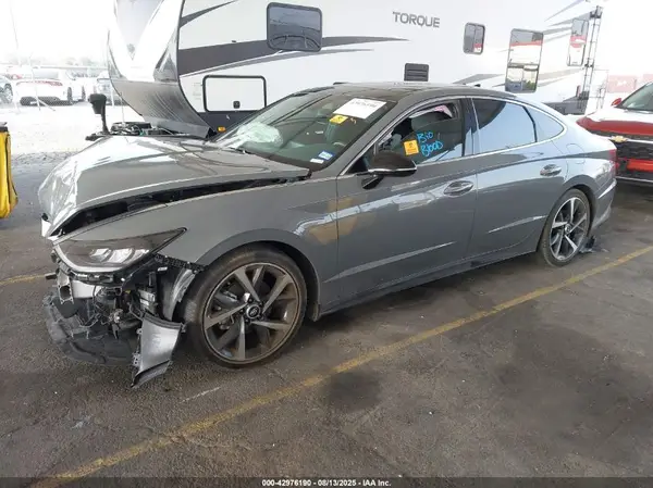 KMHL44J28NA227989 2022 HYUNDAI SONATA - Image 2
