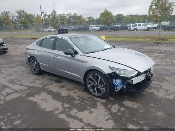 KMHL44J28PA299181 2023 HYUNDAI SONATA - Image 1