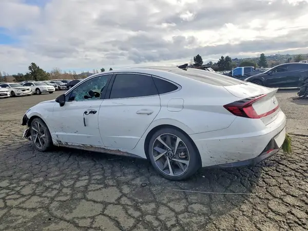 KMHL44J29NA240265 2022 HYUNDAI SONATA - Image 2
