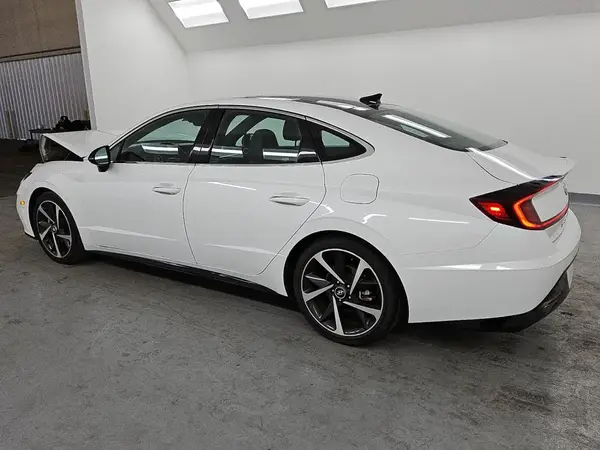 KMHL44J29PA279831 2023 HYUNDAI SONATA - Image 2