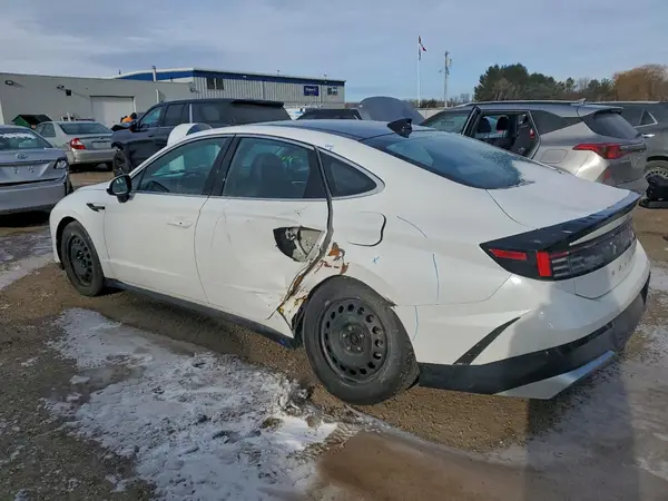 KMHL44JA4RA415762 2024 HYUNDAI SONATA - Image 2