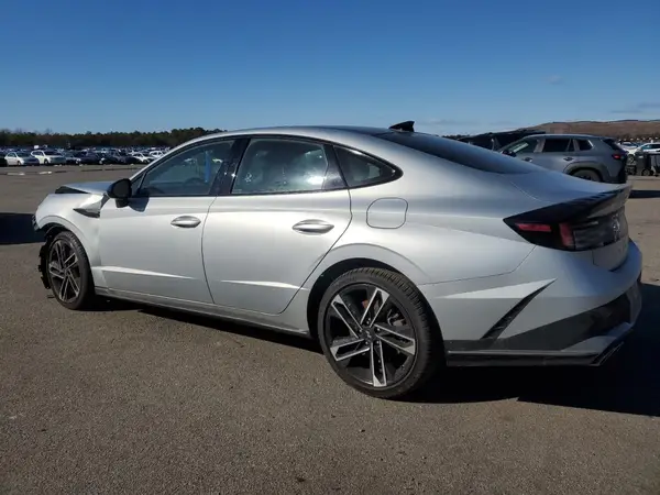 KMHL54JC9RA374026 2024 HYUNDAI SONATA - Image 2