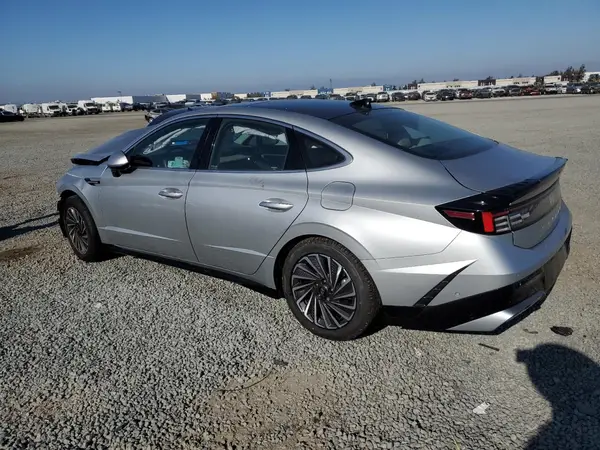 KMHL54JJ1RA100365 2024 HYUNDAI SONATA - Image 2