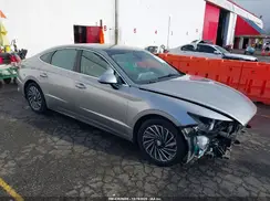 KMHL54JJ2MA025815 2021 HYUNDAI SONATA