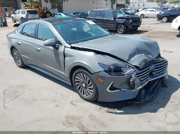 KMHL54JJ5MA032449 2021 HYUNDAI SONATA - Image 1