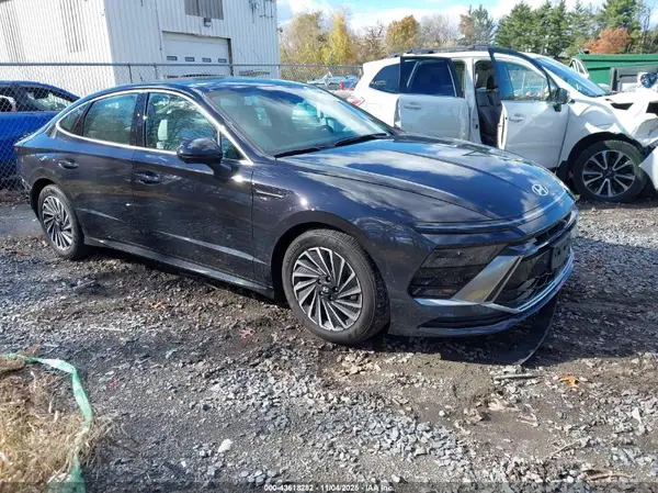 KMHL54JJ8RA095066 2024 HYUNDAI SONATA - Image 1