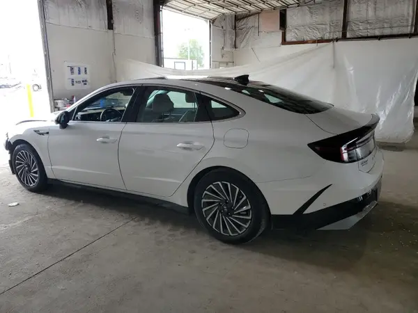 KMHL54JJ8RA102419 2024 HYUNDAI SONATA - Image 2