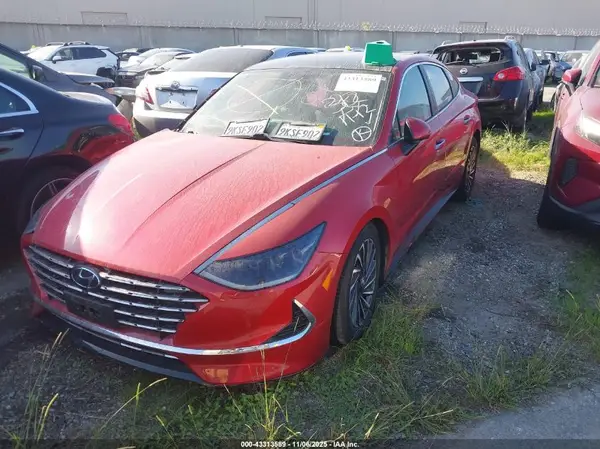 KMHL54JJXLA010476 2020 HYUNDAI SONATA - Image 2