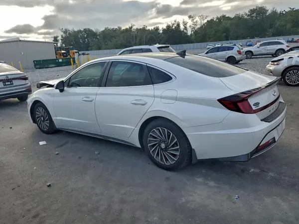 KMHL54JJXLA012907 2020 HYUNDAI SONATA - Image 2