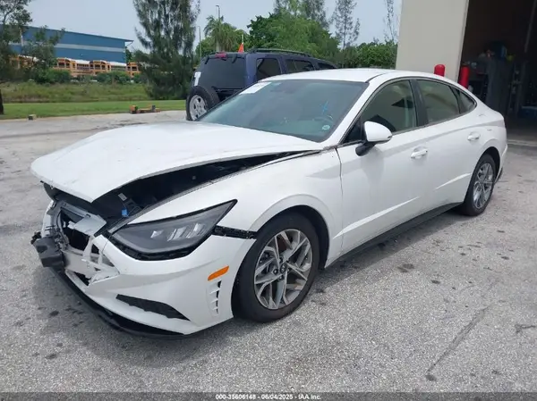 KMHL64JA0PA271635 2023 HYUNDAI SONATA - Image 2