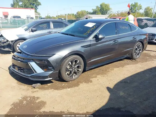 KMHL64JA0RA380793 2024 HYUNDAI SONATA - Image 2