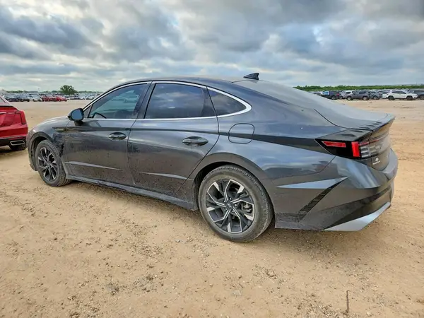 KMHL64JA0RA392717 2024 HYUNDAI SONATA - Image 2