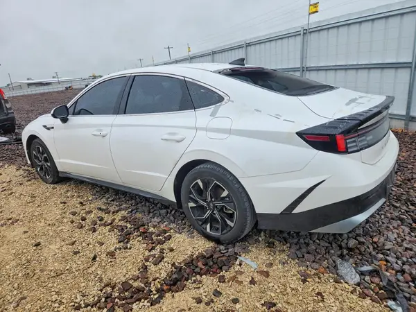 KMHL64JA0RA392734 2024 HYUNDAI SONATA - Image 2