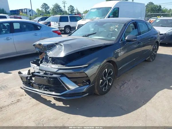 KMHL64JA0RA411881 2024 HYUNDAI SONATA - Image 2