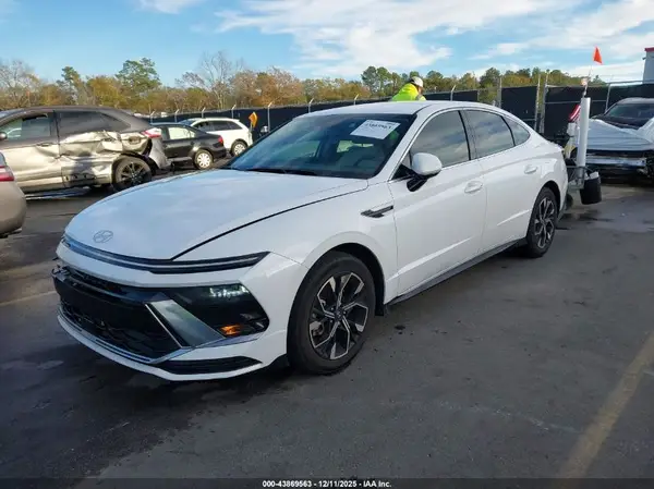 KMHL64JA0RA418751 2024 HYUNDAI SONATA - Image 2