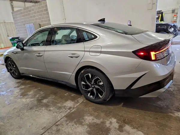 KMHL64JA0SA440061 2025 HYUNDAI SONATA - Image 2