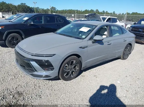 KMHL64JA0SA446880 2025 HYUNDAI SONATA - Image 2