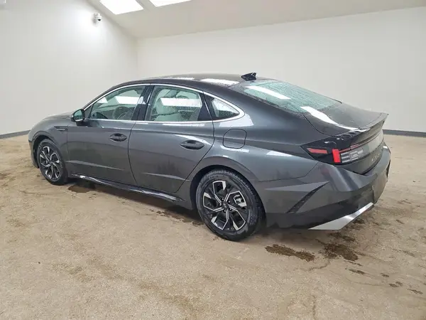 KMHL64JA0SA511727 2025 HYUNDAI SONATA - Image 2