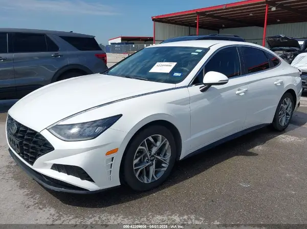 KMHL64JA1NA210095 2022 HYUNDAI SONATA - Image 2