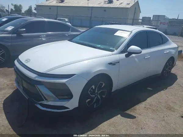 KMHL64JA1RA389888 2024 HYUNDAI SONATA - Image 2