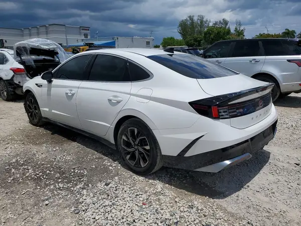 KMHL64JA1RA395268 2024 HYUNDAI SONATA - Image 2