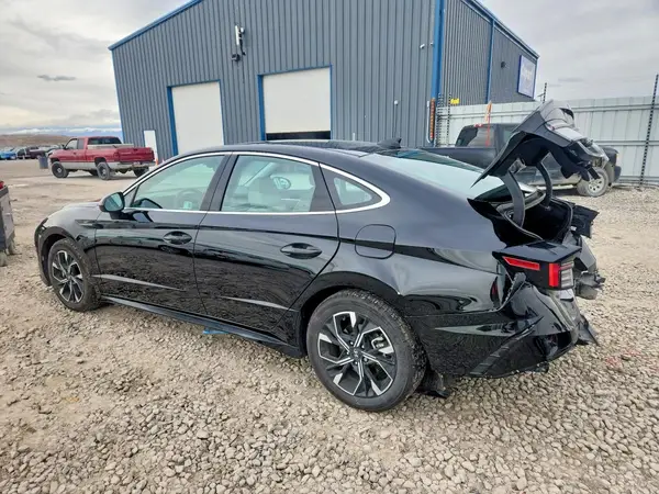 KMHL64JA1RA423831 2024 HYUNDAI SONATA - Image 2