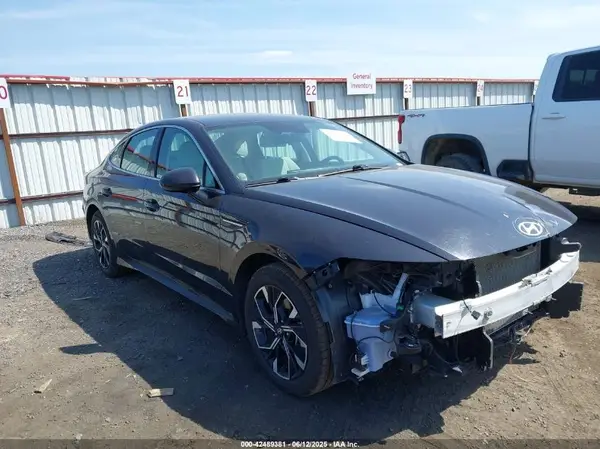 KMHL64JA1RA425997 2024 HYUNDAI SONATA - Image 1