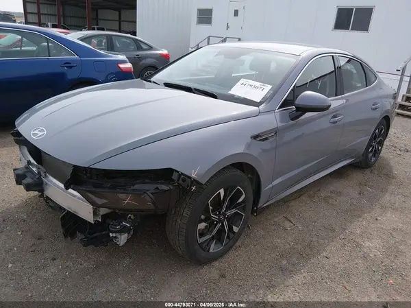 KMHL64JA1SA481525 2025 HYUNDAI SONATA - Image 2